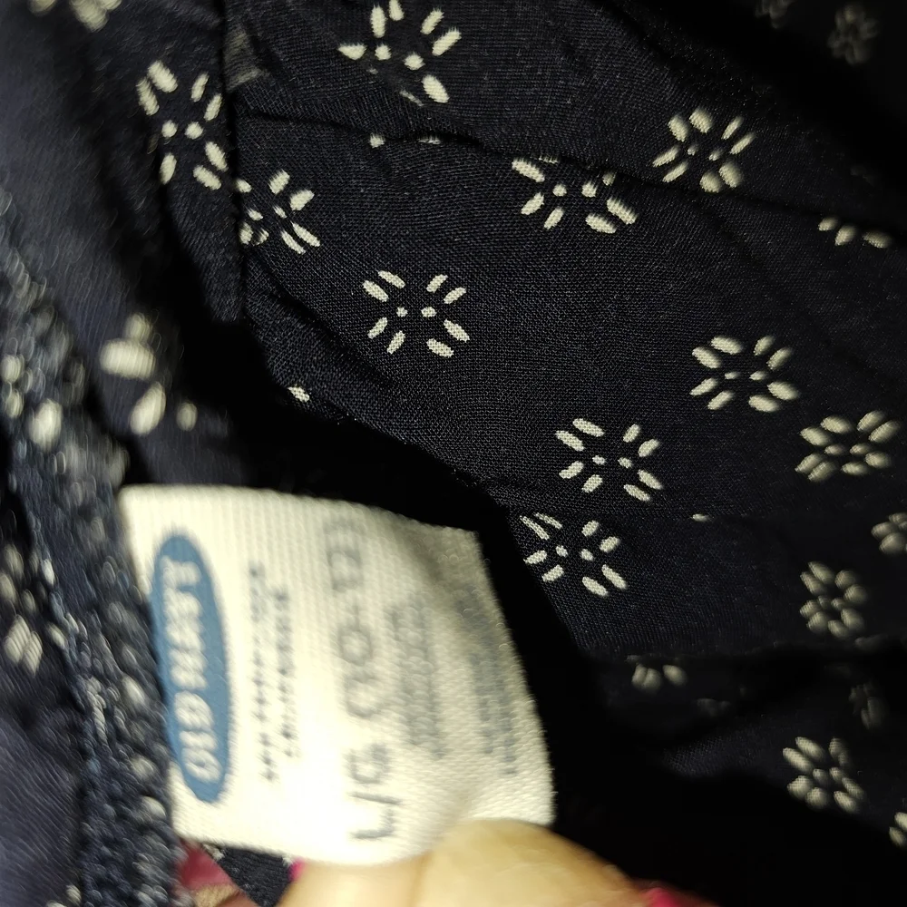 Old Navy Blue Patterned Girl's Size 10/12 -Mini Skirt